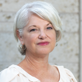 Leader Fellow Lynn Hartnett